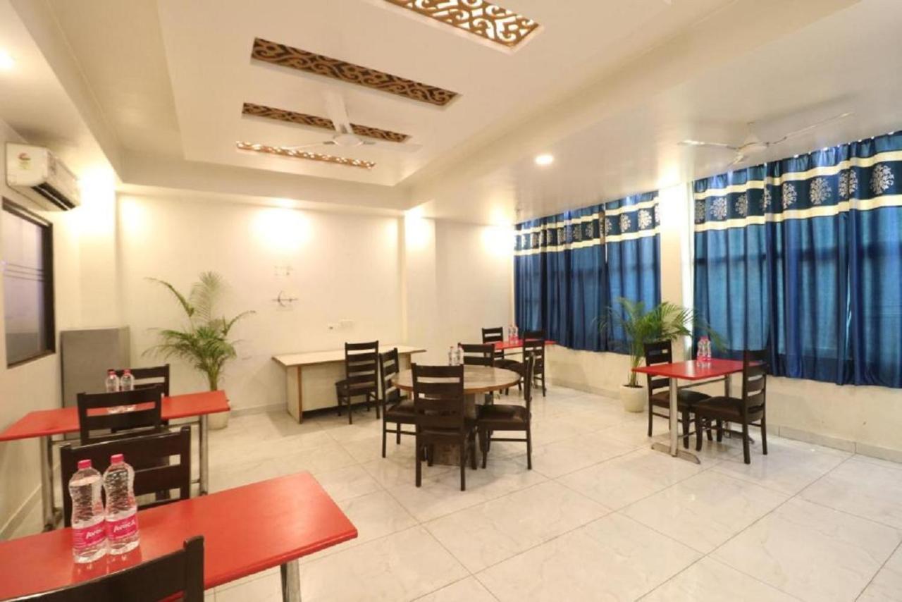 Hotel City Liit Delhi Airport Нью-Дели Экстерьер фото
