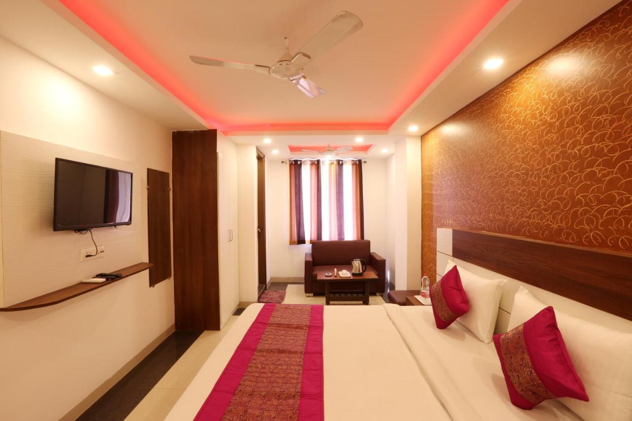 Hotel City Liit Delhi Airport Нью-Дели Экстерьер фото