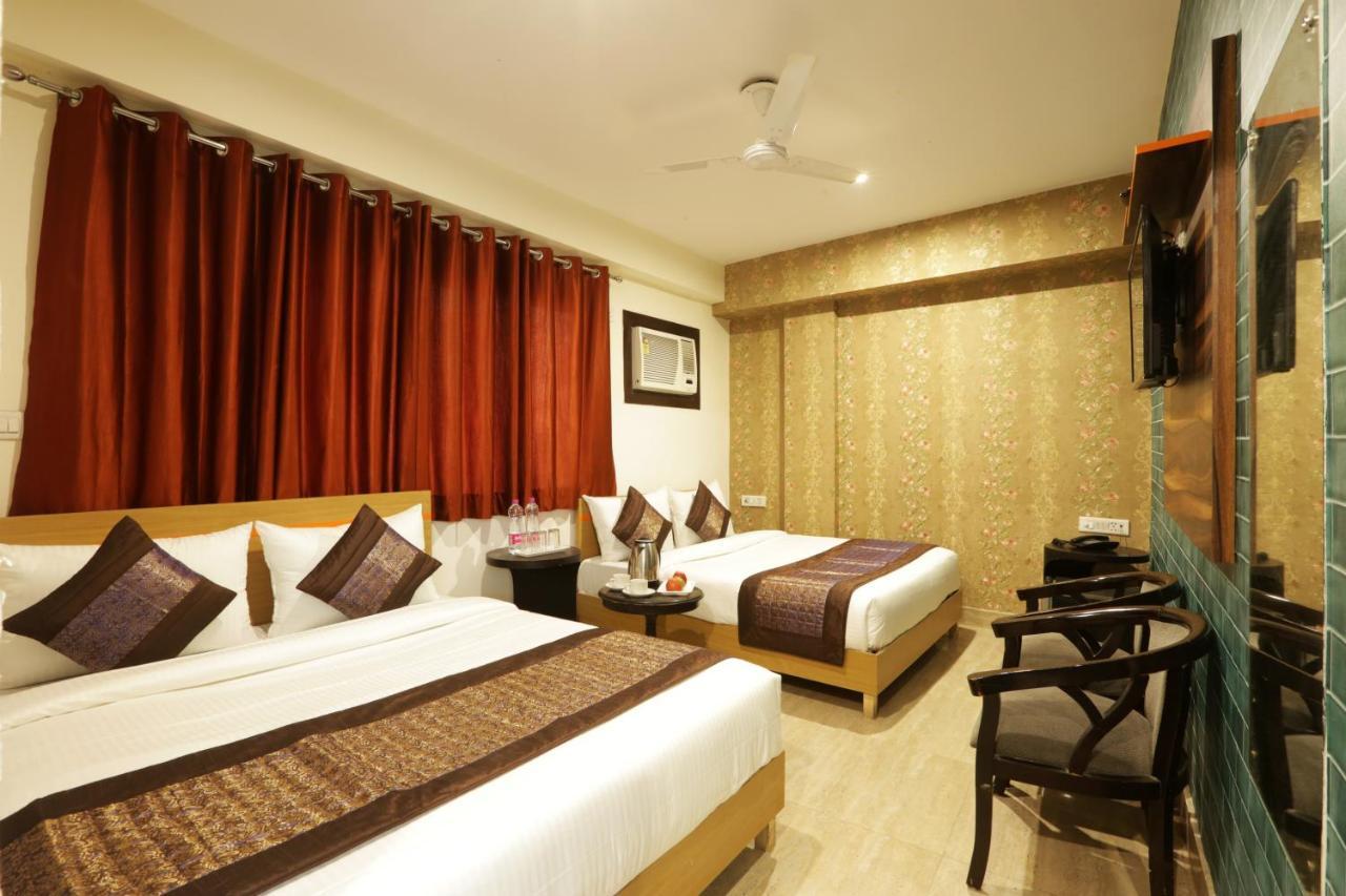 Hotel City Liit Delhi Airport Нью-Дели Экстерьер фото